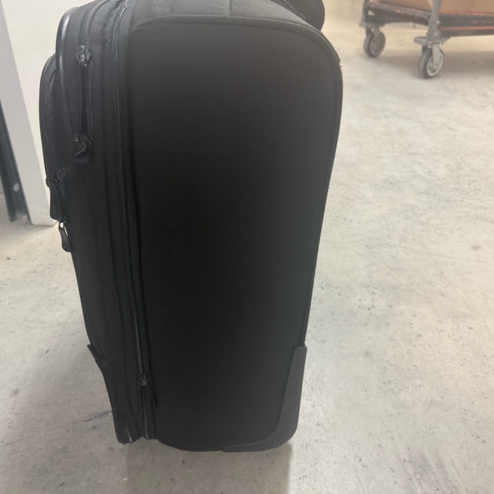 Tumi T Tech Black Expandable Rolling Suitcase - image 4